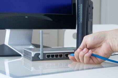 Lag Switch: What It Is, How It Works, and Its Impact on Online Gaming lag switch